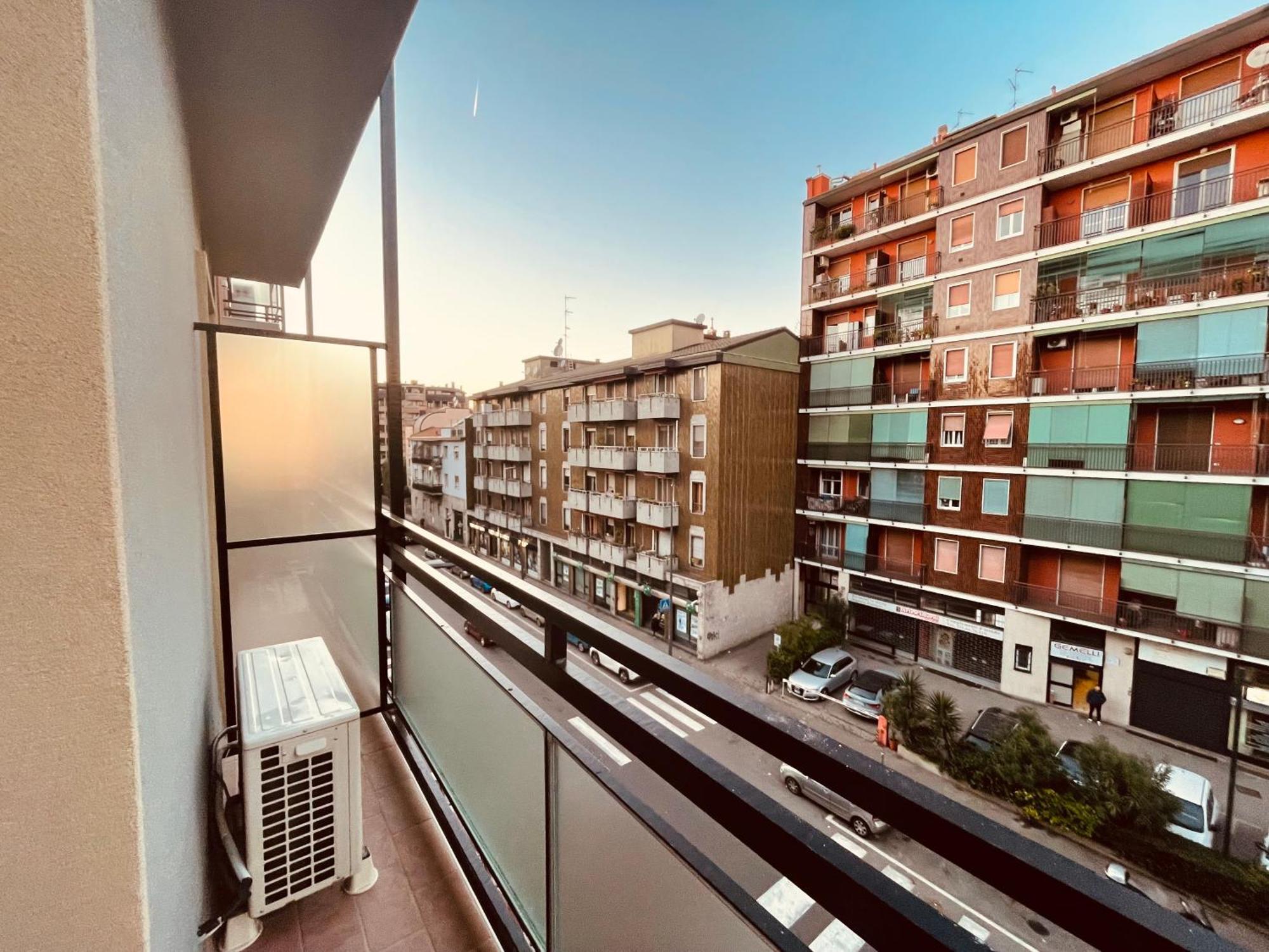 Nicole's Appartament-a 15 Min Dal Duomo Apartamento